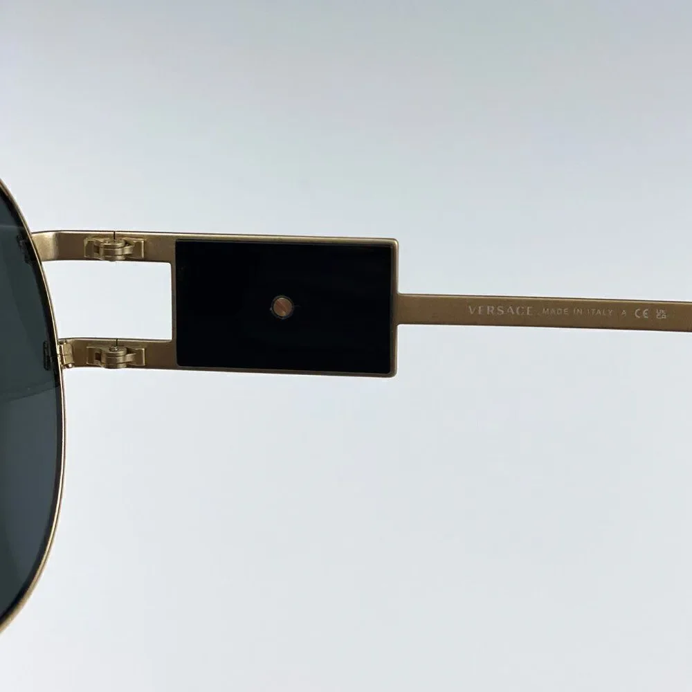NEW Versace VE2252 100287 BRAND NEW Gold Dark Grey Metal Pilot Unisex Sunglasses